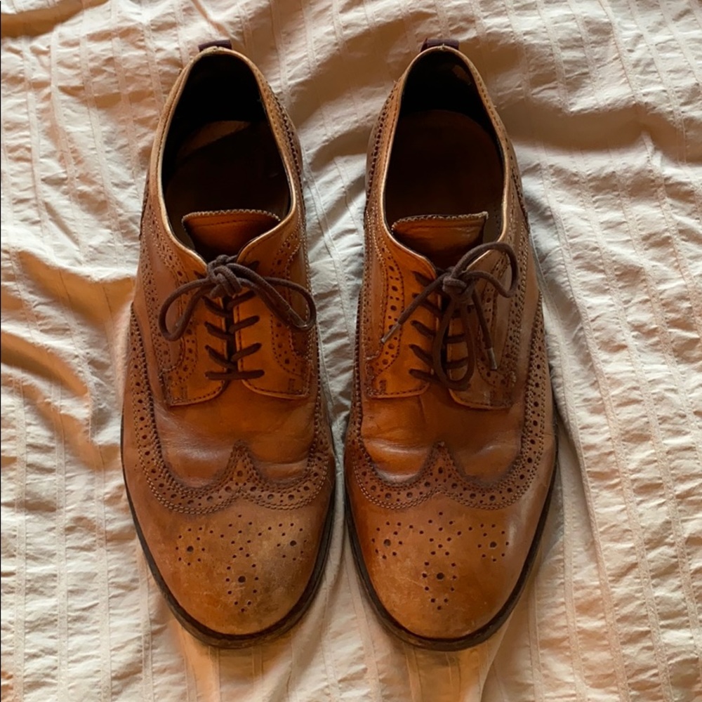 Hudson wingtip tan oxfords